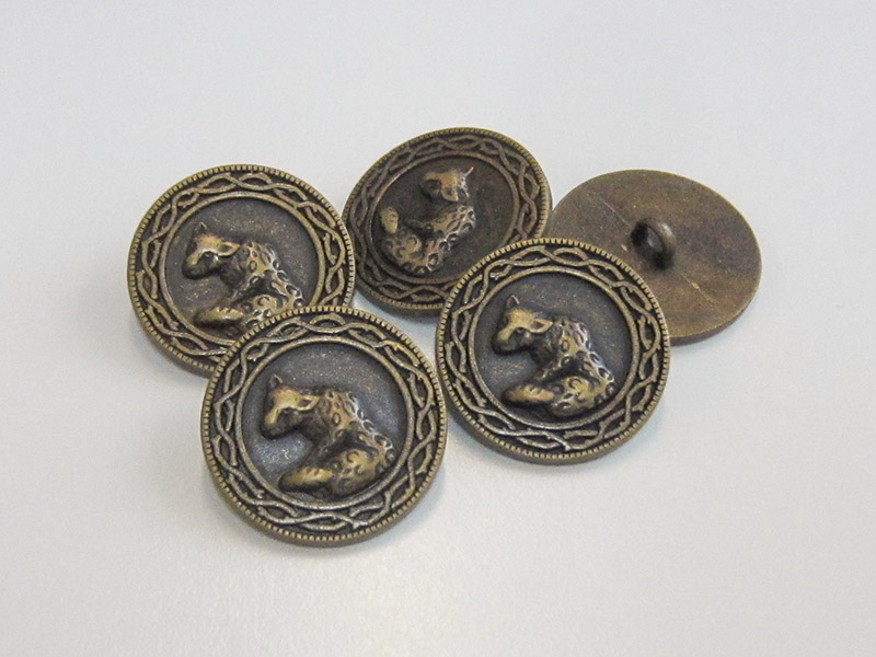 www.knopfparadies.de - 0564am - Altmessingfarbene Metallknöpfe mit detailliertem Reliefmotiv: Jaguar