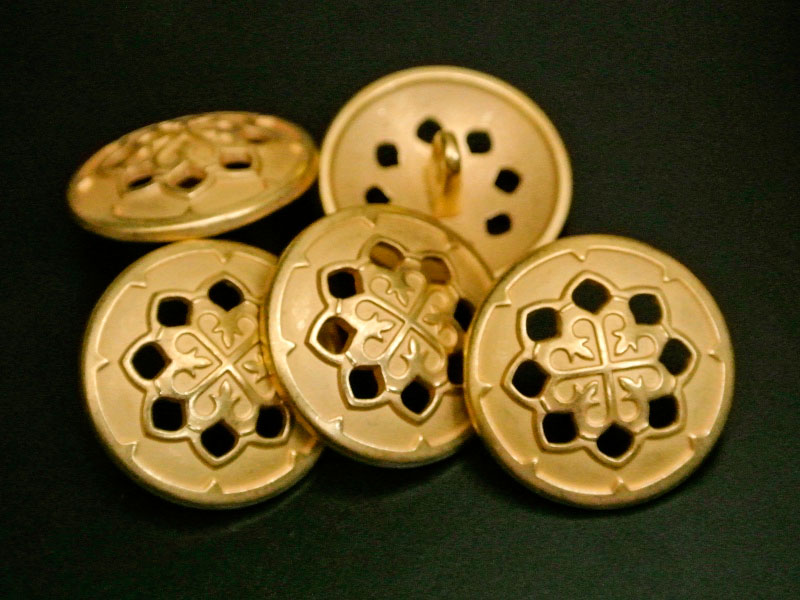 Goldfarbener Larp Knopf