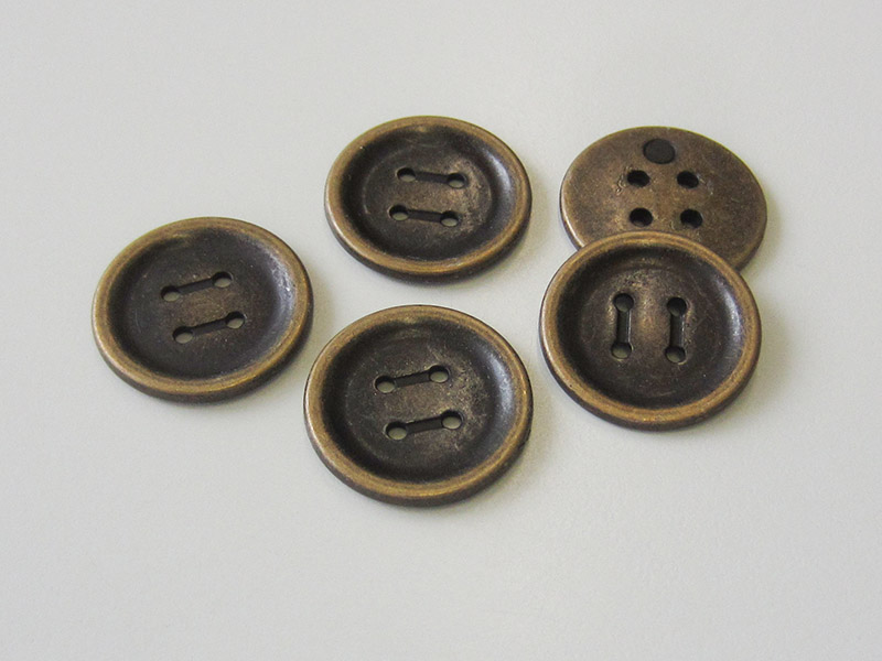www.knopfparadies.de - 5757am - Günstige, zeitlose Metallknöpfe in altmessing