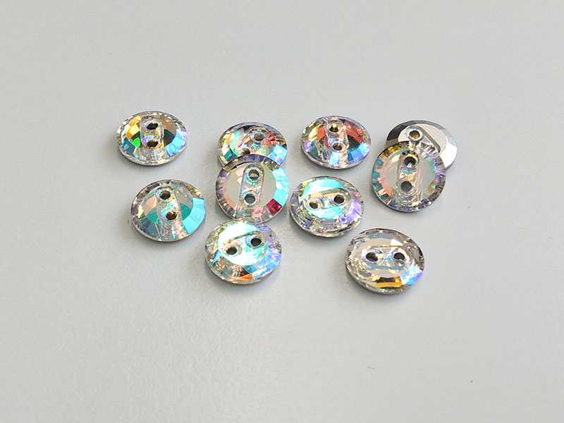www.knopfparadies.de - 4254bu - Wunderschöne, bunt schimmernde Glasknöpfe