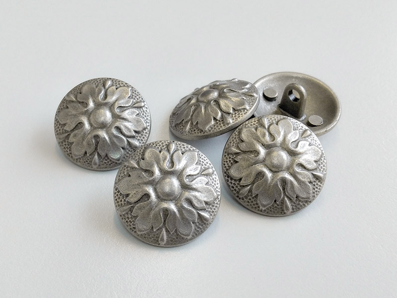 www.knopfparadies.de - 6264as - Matt altsilberfarbene Metallknöpfe