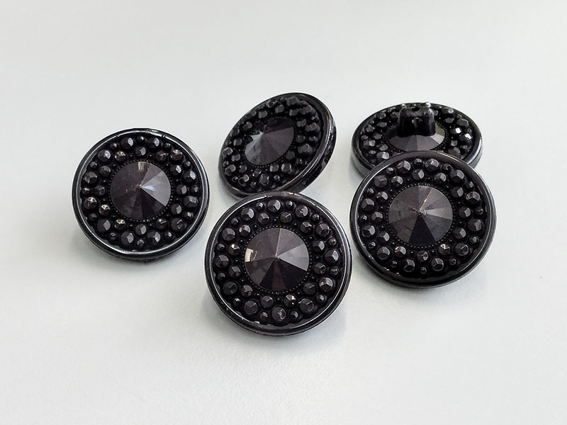 www.knopfparadies.de - 2225sc - Schwarz funkelnde Kunststoffknöpfe