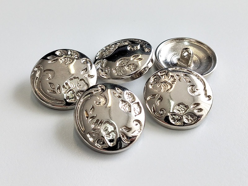 www.knopfparadies.de - 6383si - Glänzend silberfarbene, schwere Metallknöpfe