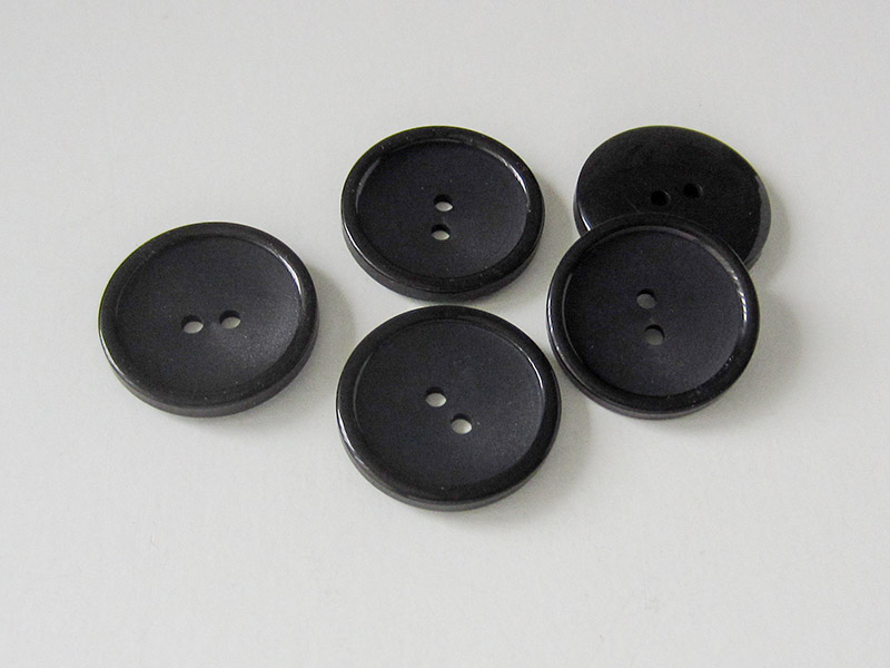 www.knopfparadies.de - 5829sc - Günstige schwarze Zweilochknöpfe