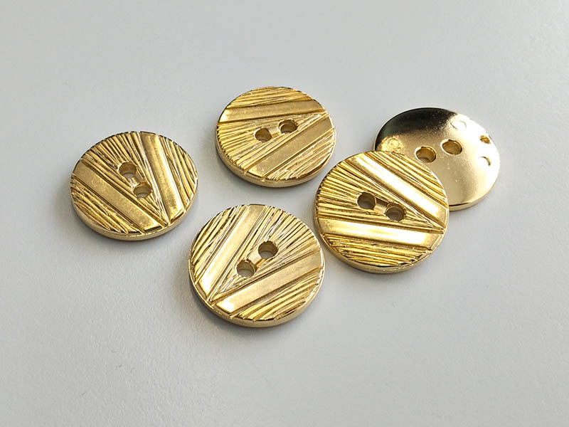 www.knopfparadies.de - 4731go - Glänzend goldfarbene Zweilochknöpfe