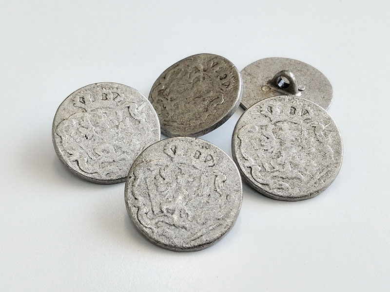 www.knopfparadies.de - 4247as - Altsilberfarbene Metallknöpfe wie alte Münze mit gekröntem Adler