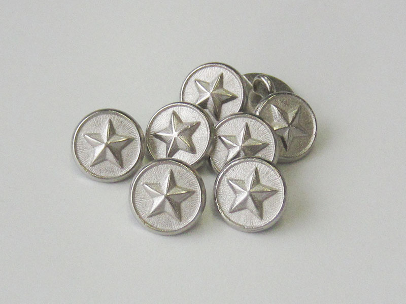 www.knopfparadies.de - 2533sm - Matt silberfarbene Metallknöpfe mit Sternmotiv