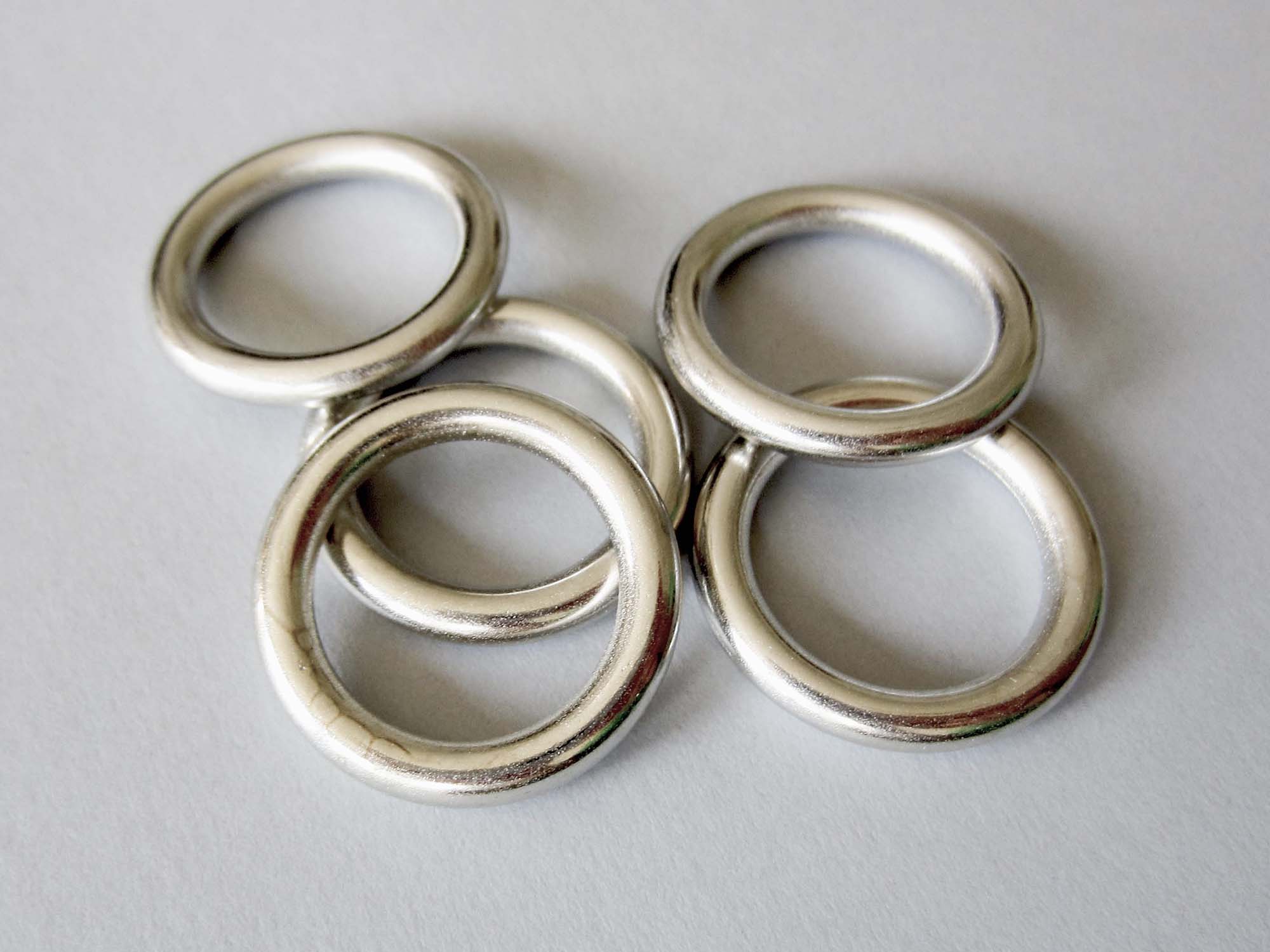 Silberfarbener Metall Ring für Schmuck, Deko & Basteln