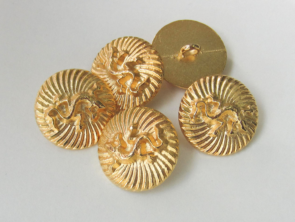 Metall Knopf mit Gecko Motiv in Goldfarben