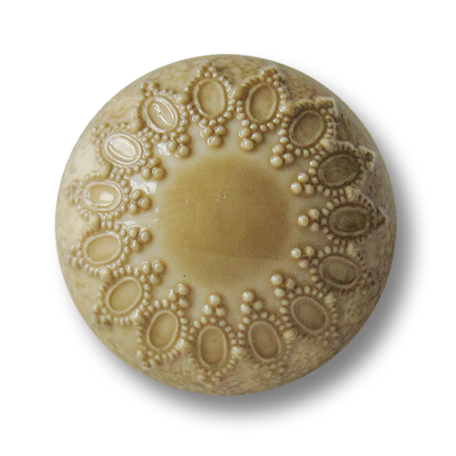 Wunderschöner beiger Kunststoff Ösen Knopf in Halbkugel Form