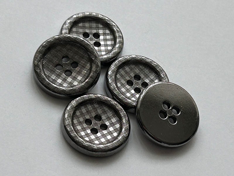 www.knopfparadies.de - 7019ei - Edler Metallknopf mit Gitterstruktur