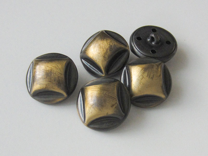 www.knopfparadies.de - 2052am - Altmessingfarbene Metallknöpfe aus Blech