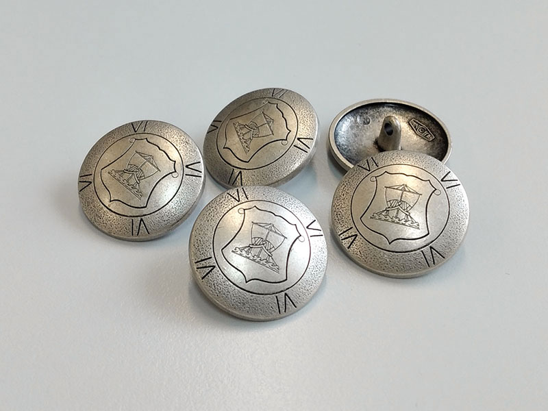 www.knopfparadies.de - 6087as - Silberfarbene Metallknöpfe / Blazerknöpfe mit Wappen