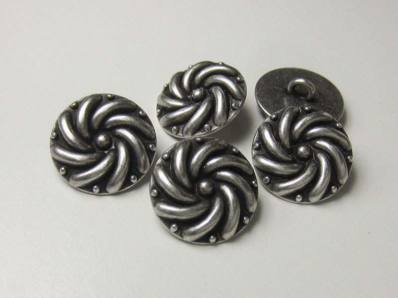 www.Knopfparadies.de - 5871as - Extravagante silberne Metallknöpfe mit plastischer Spirale