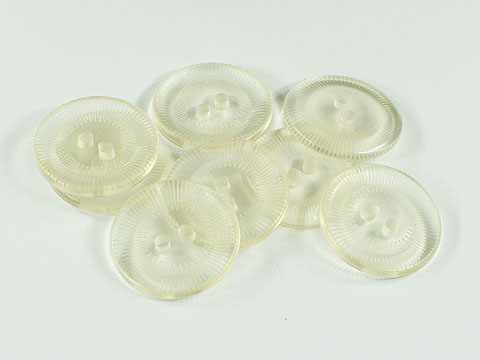 Transparenter Kunststoffknopf