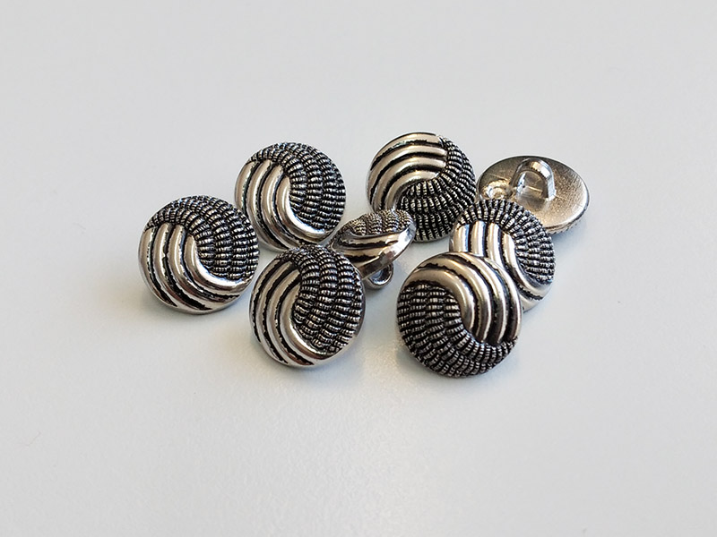 www.knopfparadies.de - 6304as - Elegante, altsilberfarbene Blusenknöpfe aus Kunststoff