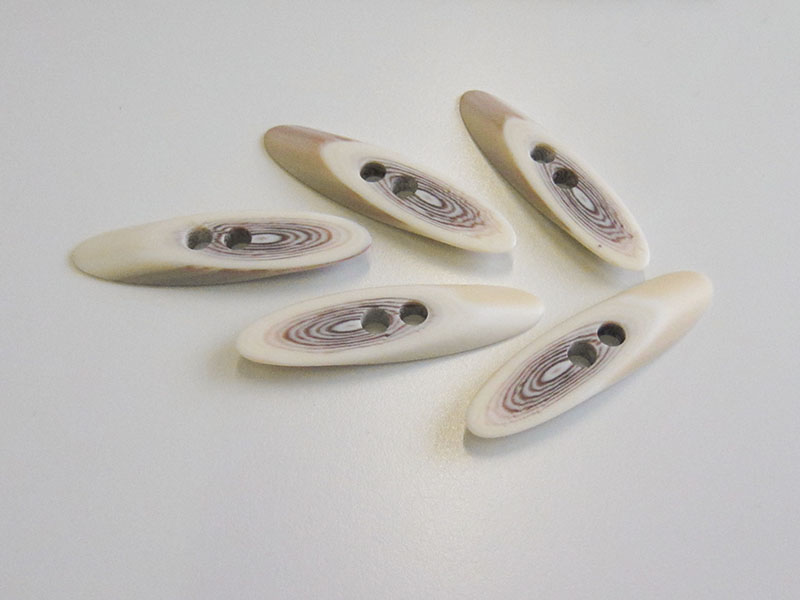 www.knopfparadies.de - 2219kn - Flache Knebelknöpfe aus Kunststoff