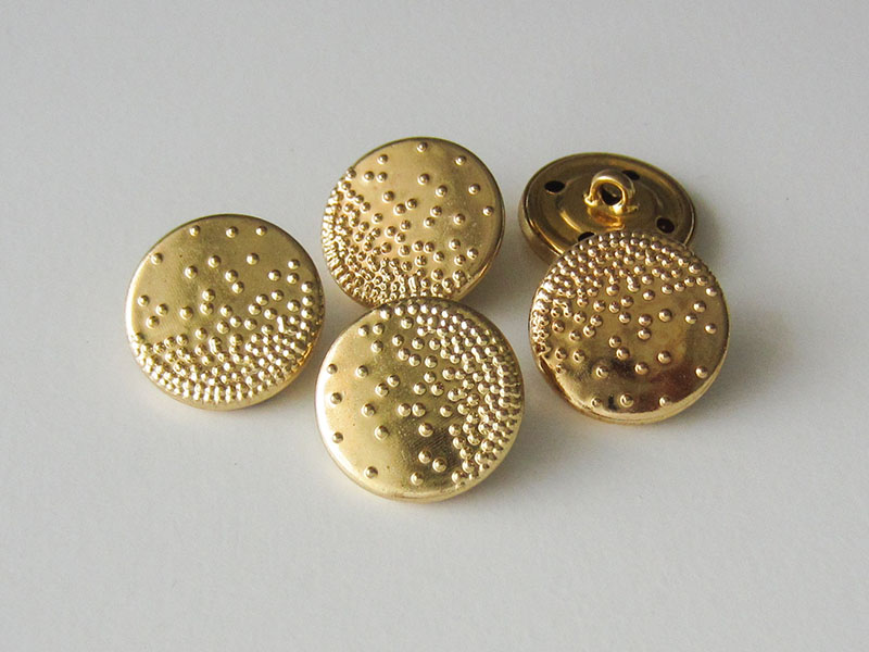 www.Knopfparadies.de - 1636go - Originelle goldene Metallblechknöpfe mit Punkt Muster