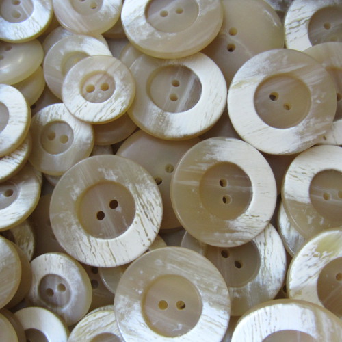 www.knopfparadies.de - k213nw - beige-naturfarbene Kunststoffknöpfe