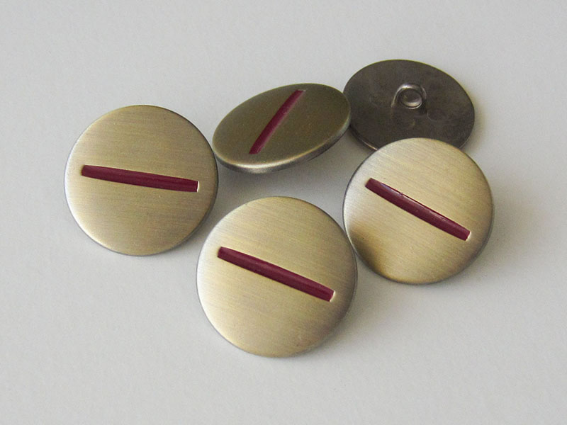 www.Knopfparadies.de - 5328rm - Moderne Metallknöpfe mit rotem Strich