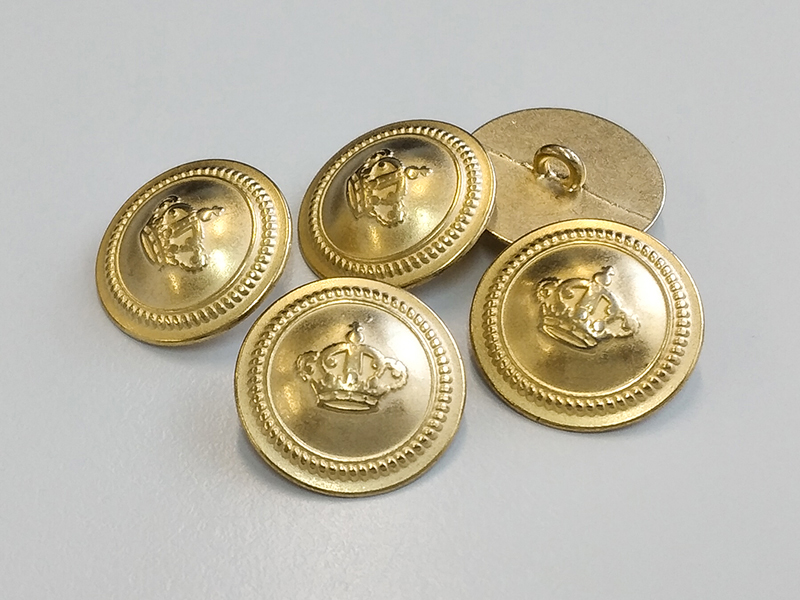 www.knopfparadies.de  - 2365go - Goldfarbene, schwere Metallknöpfe mit Motiv: Krone
