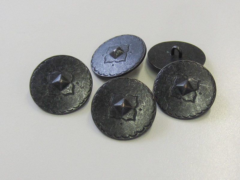 www.knopfparadies.de - 5919ei - Eisenfarbene Metallknöpfe in historischem Design