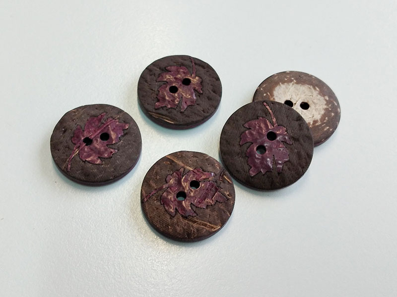 www.knopfparadies.de - 1277li - Interessante Herbstknöpfe aus Kokosnuss