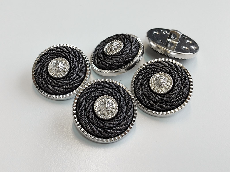 www.knopfparadies.de - 6256dg - Wunderschöne Kunststoffknöpfe in Dunkelgrau und Silber