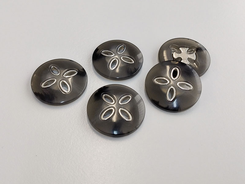 www.knopfparadies.de - 0069gr - Graue, schwere Mantelknöpfe aus Kunststoff und Metall