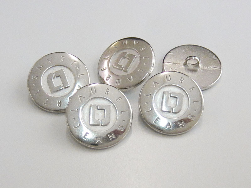 Exklusiver silberfarbener Designer Metall Knopf