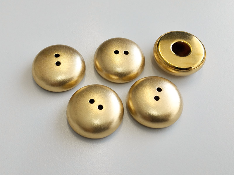 www.knopfparadies.de - 6313go - Goldfarbene, hohle und dicke Metallknöpfe aus Blech