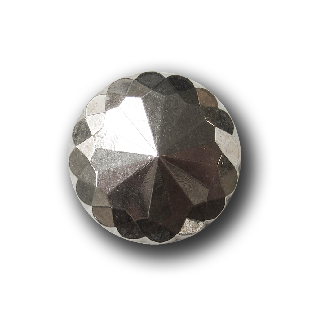 Facettierte metallic silberfarbene Knöpfe wie aus Glas