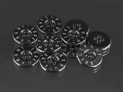 Chromfarbener Designerknopf