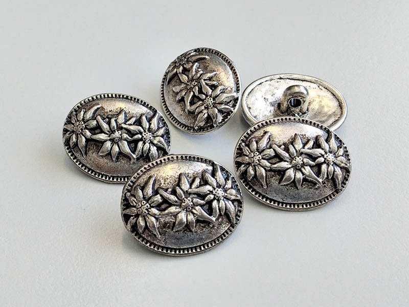 Wunderschöne, ovale Trachtenknöpfe aus Metall mit Edelweiß-Blüten - B-WARE!