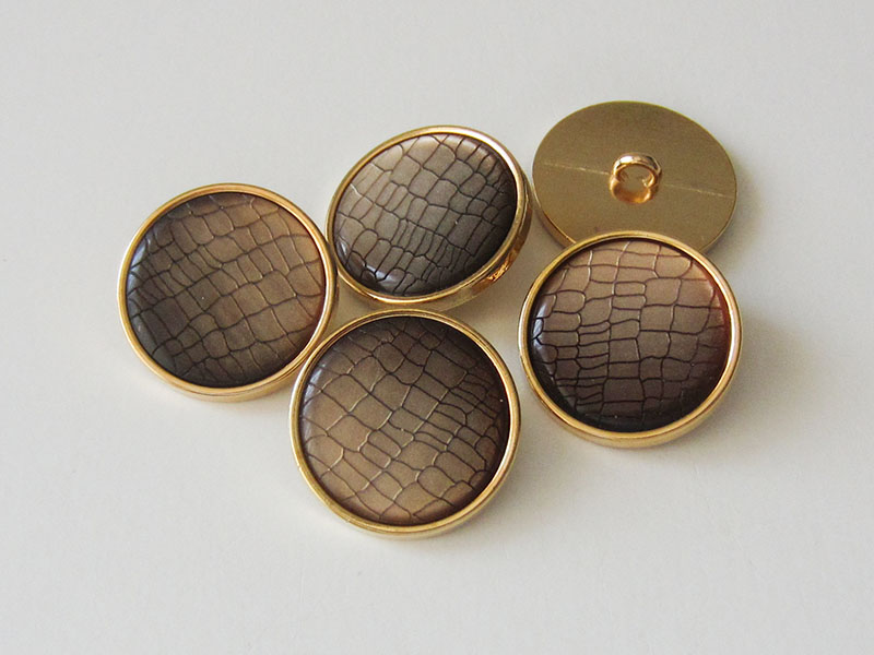 www.Knopfparadies.de - 1673bg - Goldene Metallknöpfe mit braunem Reptil Muster