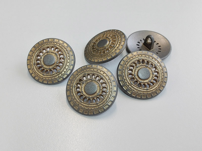 www.knopfparadies.de - 6229me - Messing- und eisenfarbene Metallknöpfe nach historischem Vorbild