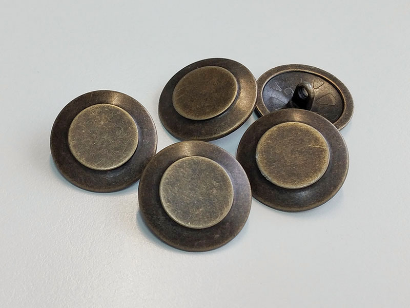 www.knopfparadies.de - 6638am - Altmessingfarbene Metallknöpfe mit Öse
