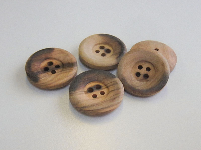 www.knopfparadies.de - 3991ho - Geflammte Vierlochknöpfe aus echtem Holz