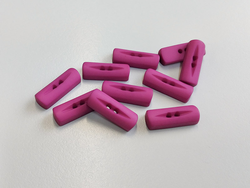 www.knopfparadies.de - 6303li - Kleine, lilafarbene Knebelknöpfe aus Kunststoff
