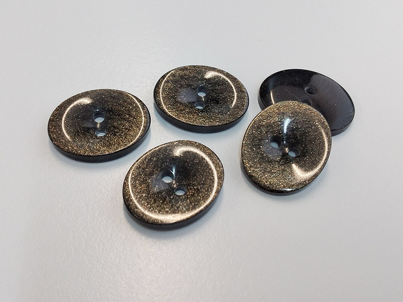 www.knopfparadies.de - 6215gg - Ovale Kunststoffknöpfe mit goldfarbenem Schimmer
