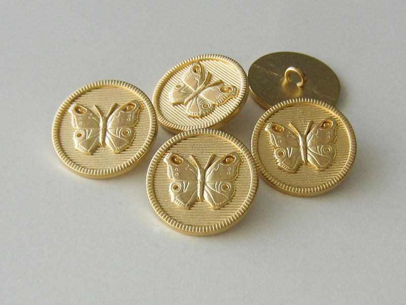 www.Knopfparadies.de - 0233mg - Süße goldene Metallknöpfe mit Schmetterling