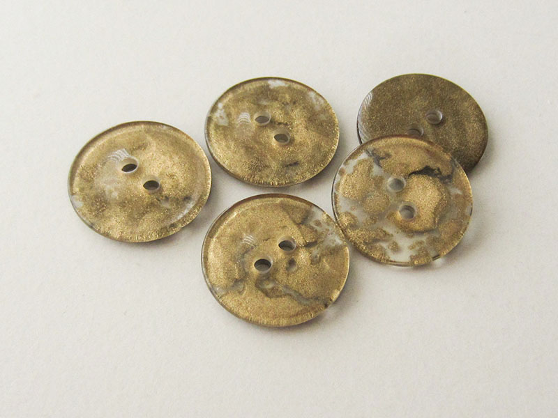 www.Knopfparadies.de - 4138gt - Transparente Kunststoffknöpfe mit goldenem Glitzer