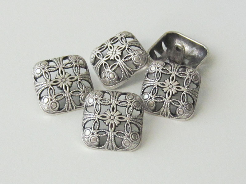 www.Knopfparadies.de - 5958as - Edle silberne Durchbruchknöpfe aus Metall