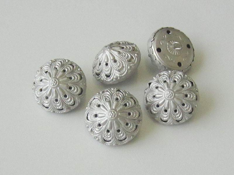www.knopfparadies.de - 2464dz - Nostalgische Ösenknöpfe aus leichtem Metallblech