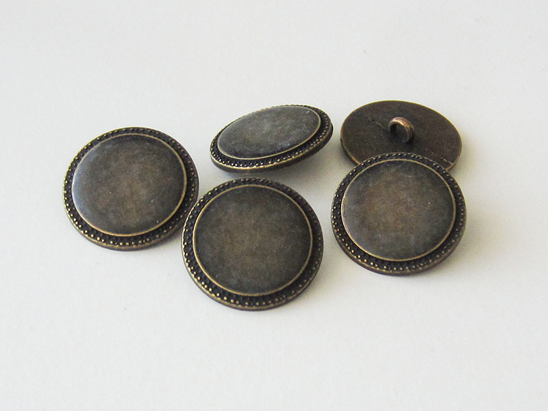 www.Knopfparadies.de - 1569md - Günstigere altmessingfarbene Metallknöpfe mit milchigem Überzug