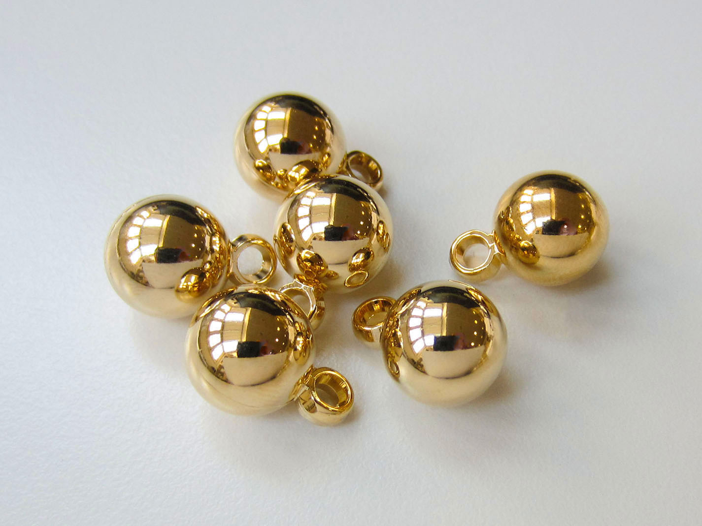 www.knopfparadies.de - 4306gg - Glänzend goldfarbene Kugelknöpfe