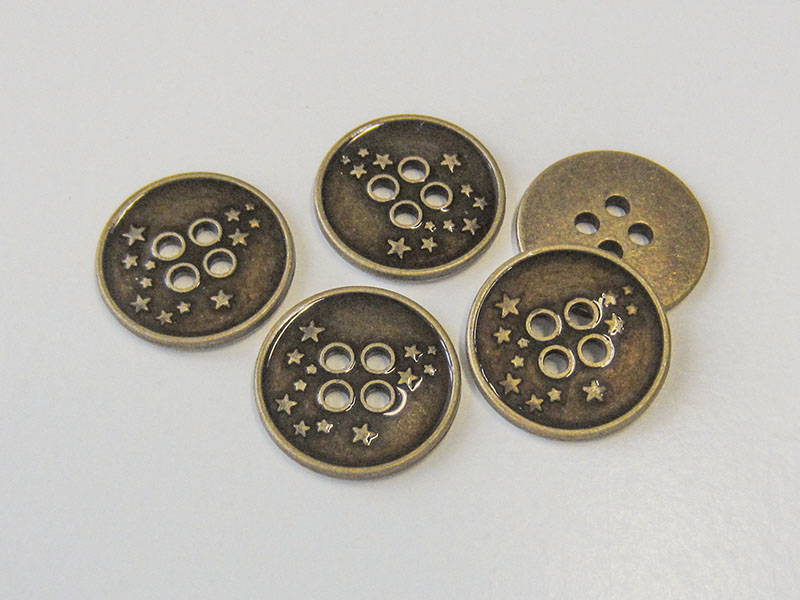 www.Knopfparadies.de - 4276dm - Freche Sternknöpfe aus Metall in Altmessing
