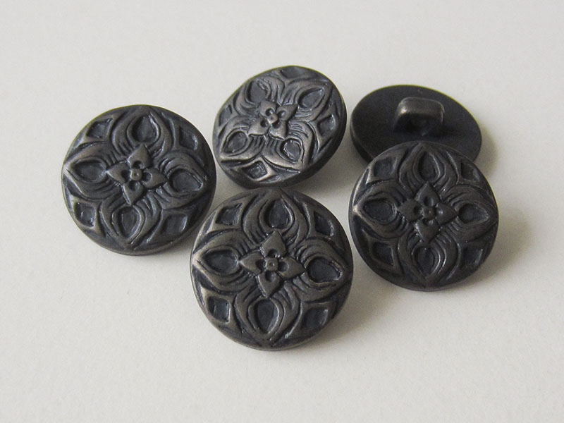 www.Knopfparadies.de - 0489ei - Nostalgische Ösenknöpfe aus Kunststoff mit Blumen Motiv