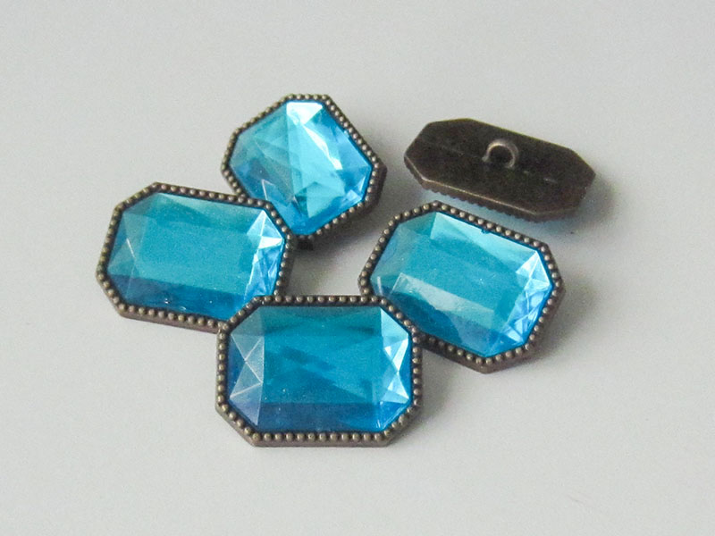 www.knopfparadies.de - 5453bl - Außergewöhnliche schöne Metallknöpfe mit eckigem Glitzerstein