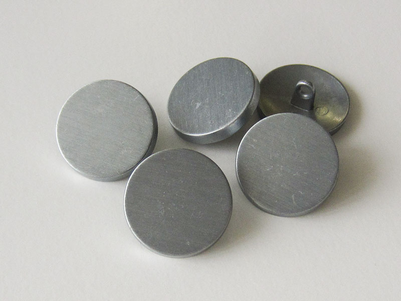 www.Knopfparadies.de - 4060sm - Silber gebürstete Ösen Metallknöpfe